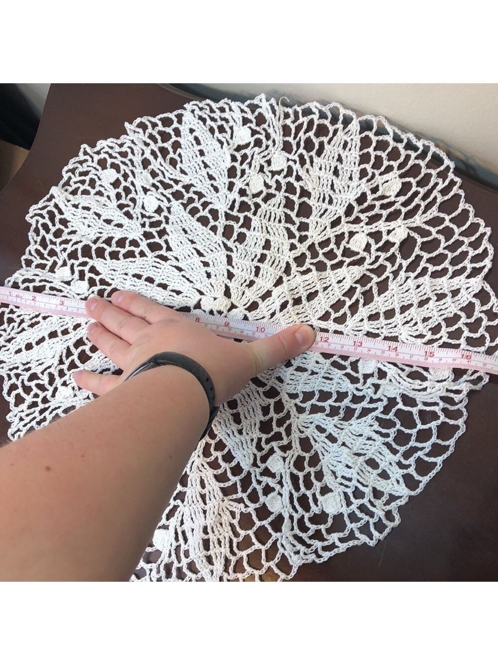 Handmade crochet doily - Picture 2 of 2